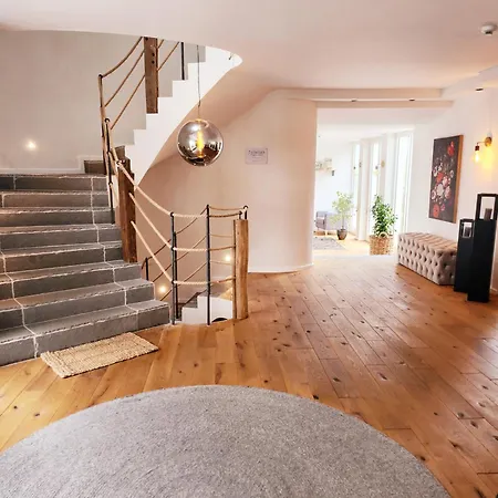 Boutique Marielle 4* Бад-Мюнстерайфель